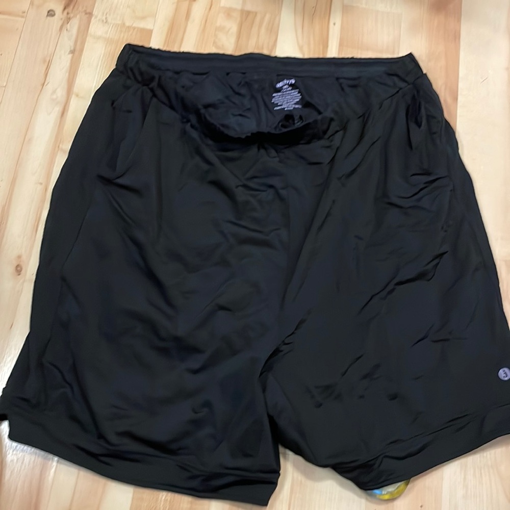 Jambys men gym-style lines short VGUC